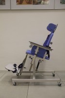 Учебное место учащегося с нарушением ОДА (р. гр. 1,15-1,6 м, столешница из фанеры) - fgospostavki.ru - Барнаул